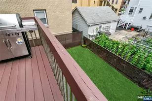 245 Knox Ave, Cliffside Park, NJ 07010 - Photo 30