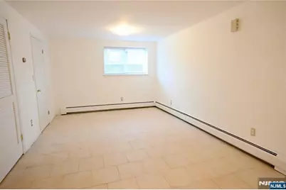 436 Brinkerhoff Avenue Right #Right, Fort Lee, NJ 07024 - Photo 10