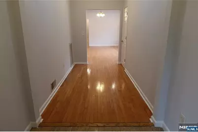173 E 54th Street, Elmwood Park, NJ 07407 - Photo 2