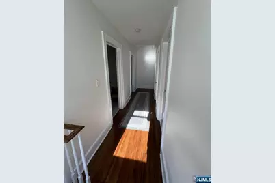217 Hawthorne Avenue 2nd Floor #2nd floor, Hawthorne, NJ 07506 - Photo 10