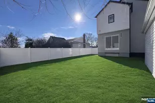 309 Ottawa Ave, Hasbrouck Heights, NJ 07604 - Photo 4