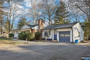 217 Knickerbocker Rd, Closter, NJ 07624 - Photo 2
