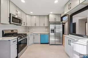 217 Knickerbocker Rd, Closter, NJ 07624 - Photo 10