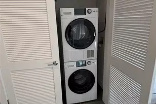 470 Main Street 711, Fort Lee, NJ 07024 - Photo 16