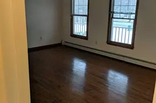 4 Lee Ct, Waldwick, NJ 07463 - Photo 6