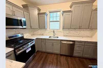 101 Brook Avenue, Englewood, NJ 07631 - Photo 20