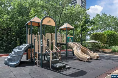 1512 Palisade Avenue 16L #16L, Fort Lee, NJ 07024 - Photo 34