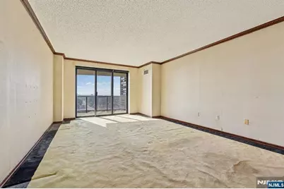 1512 Palisade Avenue 16L #16L, Fort Lee, NJ 07024 - Photo 8