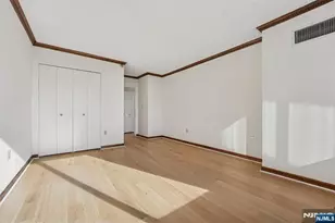 1512 Palisade Ave 16L, Fort Lee, NJ 07024 - Photo 14