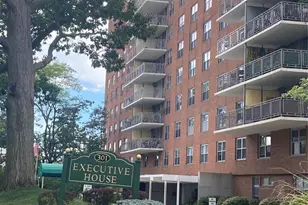 301 Beech Street 10I, Hackensack, NJ 07601 - Photo 1