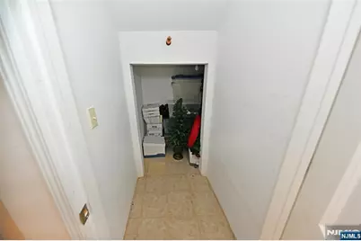 253 Madison Avenue, Wyckoff Township, NJ 07481 - Photo 18