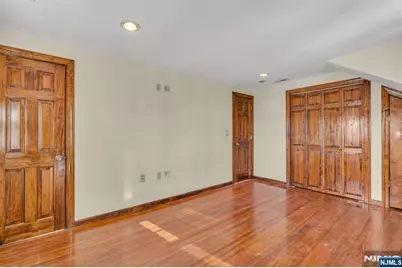 9 Old Wood Road, Edgewater, NJ 07020 - Photo 12