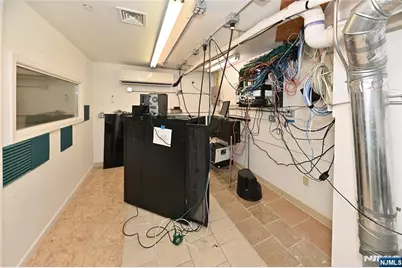 253 Madison Avenue, Wyckoff Township, NJ 07481 - Photo 30