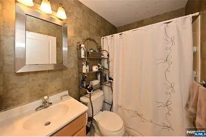 253 Madison Avenue, Wyckoff Township, NJ 07481 - Photo 28