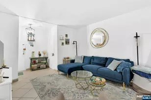 1375 River Lg, Edgewater, NJ 07020 - Photo 4