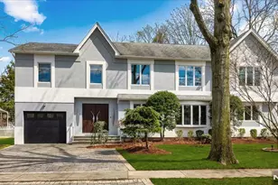 827 Alden Rd, Paramus, NJ 07652 - Photo 1