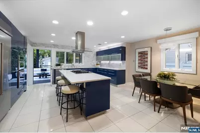 827 Alden Road, Paramus, NJ 07652 - Photo 6