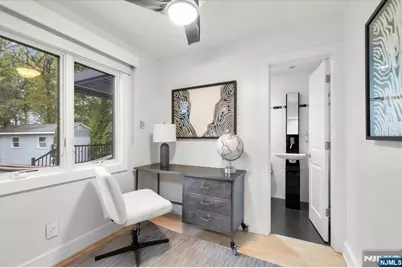 827 Alden Road, Paramus, NJ 07652 - Photo 12