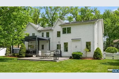 827 Alden Road, Paramus, NJ 07652 - Photo 30