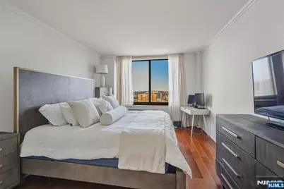 100 Old Palisade Road 3013 #3013, Fort Lee, NJ 07024 - Photo 12