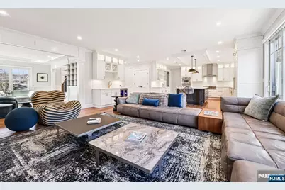 298 Buttonwood Drive, Paramus, NJ 07652 - Photo 8