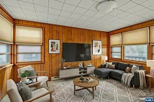 90 Arnot Pl, Paramus, NJ 07652 - Photo 6