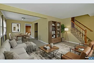 90 Arnot Place, Paramus, NJ 07652 - Photo 2