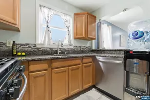 64 John Ryle Ave, Haledon, NJ 07508 - Photo 8