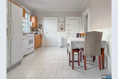 68 Dukes Street, Kearny, NJ 07032 - Photo 6