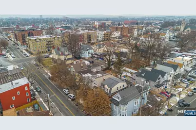 267 6th Avenue, Newark, NJ 07107 - Photo 22