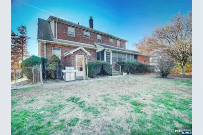 475 Dewey Avenue, Saddle Brook Township, NJ 07663 - Photo 6