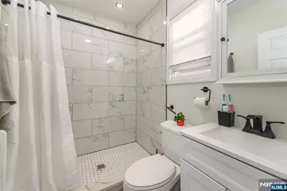 412 Berkeley Avenue, Bloomfield, NJ 07003 - Photo 38