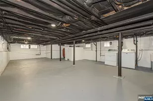 412 Berkeley Ave, Bloomfield, NJ 07003 - Photo 24