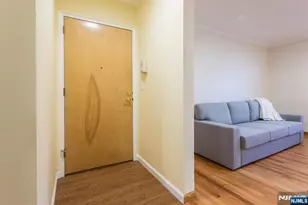 25-18 High Street A, Fair Lawn, NJ 07410 - Photo 6