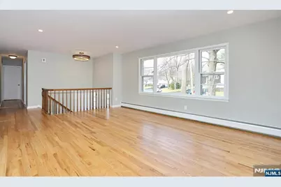 10 Villa Court, Park Ridge, NJ 07656 - Photo 6