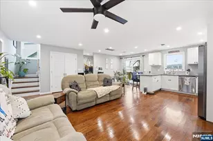 11 Island Rd, Mahwah, NJ 07430 - Photo 2