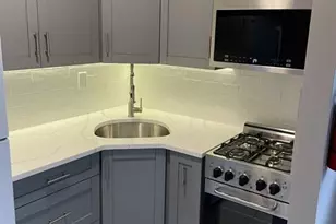 17 68th Street 7, Guttenberg, NJ 07093 - Photo 1