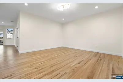 30-13 High Street, Fair Lawn, NJ 07410 - Photo 8