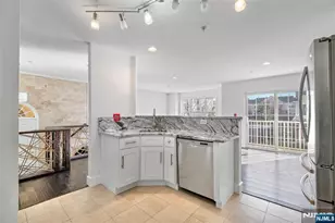 11 Bayside Dr, Bayonne, NJ 07002 - Photo 6