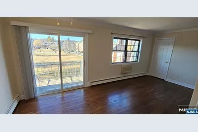 1240 Van Houten Avenue 5B #5B, Clifton, NJ 07013 - Photo 2