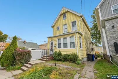 670 Devon Street, Kearny, NJ 07032 - Photo 2