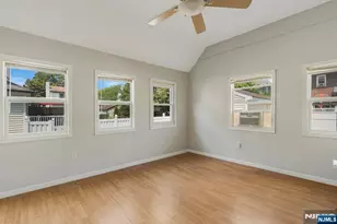 24 Sunderland Ave, Rutherford, NJ 07070 - Photo 16