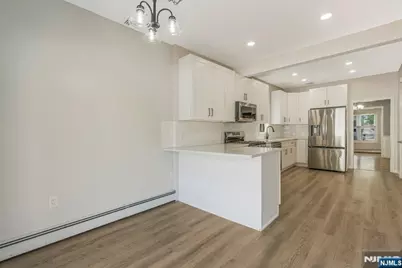 24 Sunderland Avenue, Rutherford, NJ 07070 - Photo 14