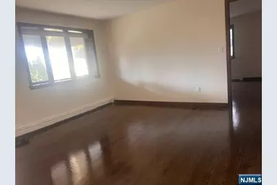 384 Roosevelt Street Ground #ground, Fairview, NJ 07022 - Photo 10