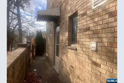 384 Roosevelt Street Ground #ground, Fairview, NJ 07022 - Photo 2