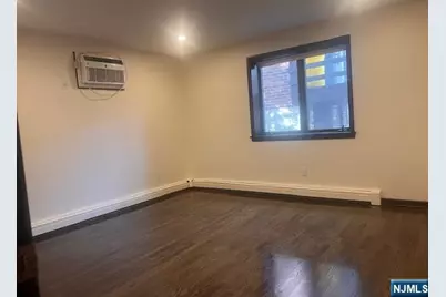 384 Roosevelt Street Ground #ground, Fairview, NJ 07022 - Photo 12