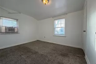 33 Homestead Pl 2nd Floor, Bergenfield, NJ 07621 - Photo 8
