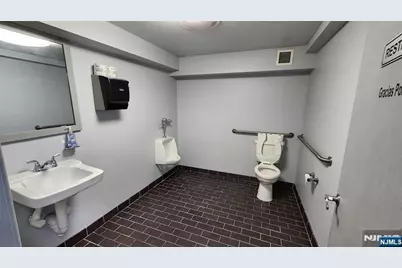400 Route 46 2nd Floor #2nd floor, South Hackensack Township, NJ 07606 - Photo 14