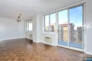 160 Overlook Ave 18D, Hackensack, NJ 07601 - Photo 8