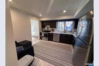 531 Day Avenue 1 #1, Ridgefield, NJ 07657 - Photo 8